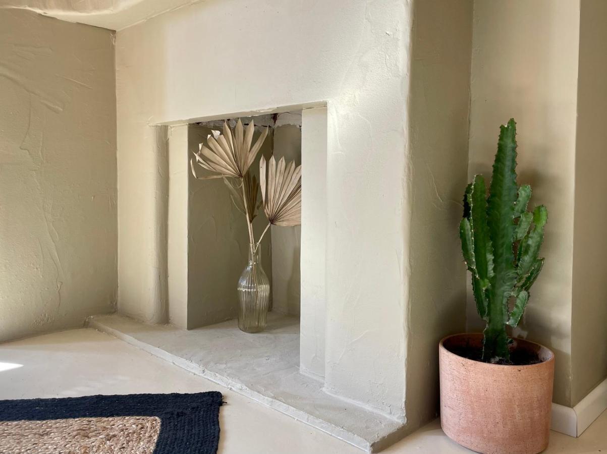 « Sahara » Deco Desert, Coeur De Ville De Toulon Exteriör bild